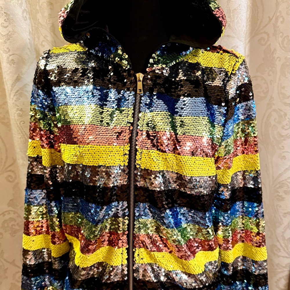 Kaylee Kollection sequined jacket in size M.